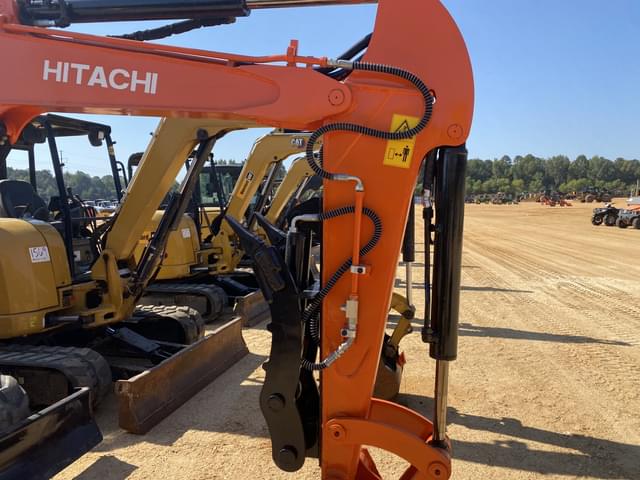 Image of Hitachi ZX55USR equipment image 4