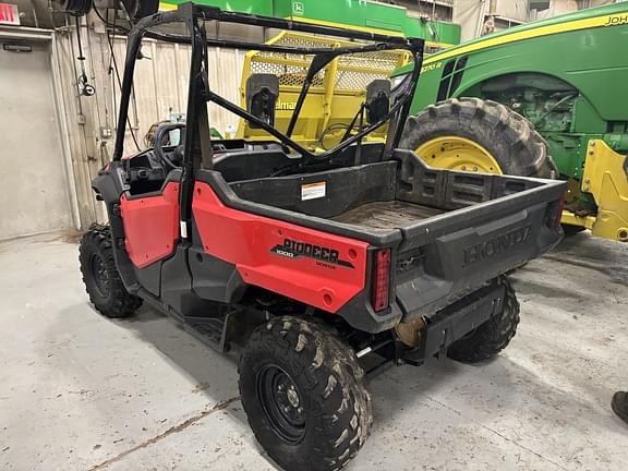 Image of Honda Pioneer 1000 equipment image 4