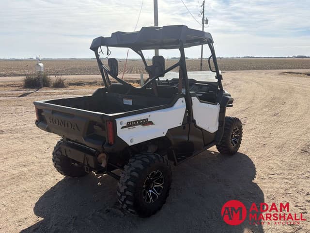 Image of Honda Pioneer 1000 equipment image 4