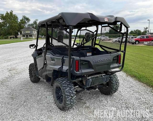 Image of Honda Pioneer 1000 equipment image 2