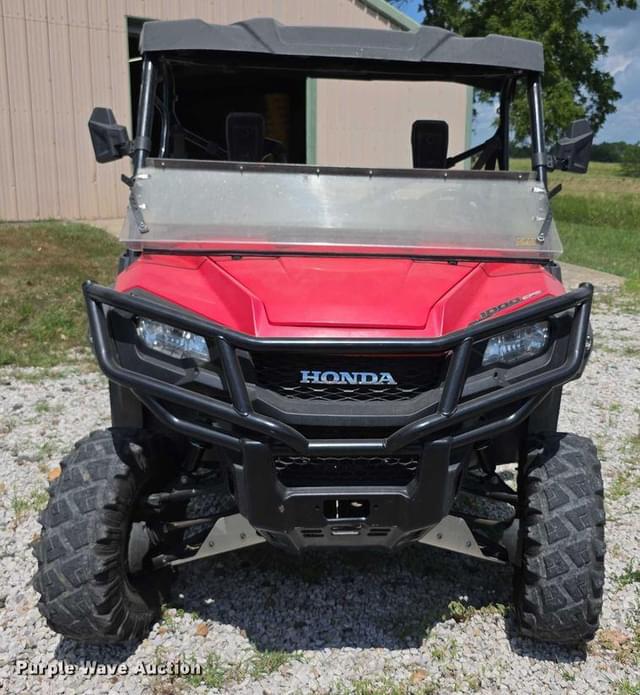 Image of Honda Pioneer 1000 equipment image 1