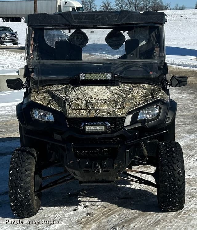Image of Honda Pioneer 1000 equipment image 1