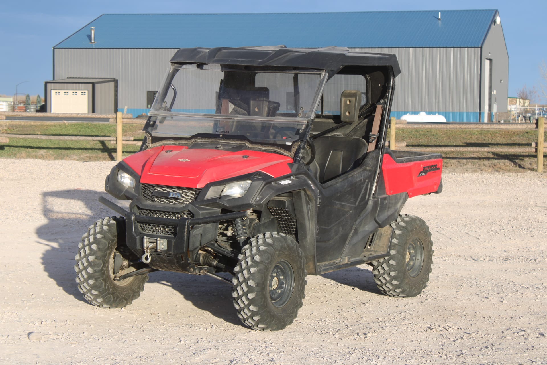 2016 Honda Pioneer 1000 Equipment Image0