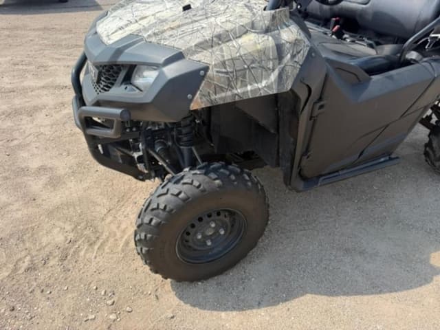 Image of Honda Pioneer 700 equipment image 1