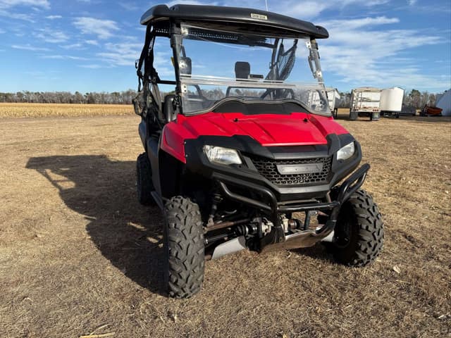 Image of Honda Pioneer 700 equipment image 1