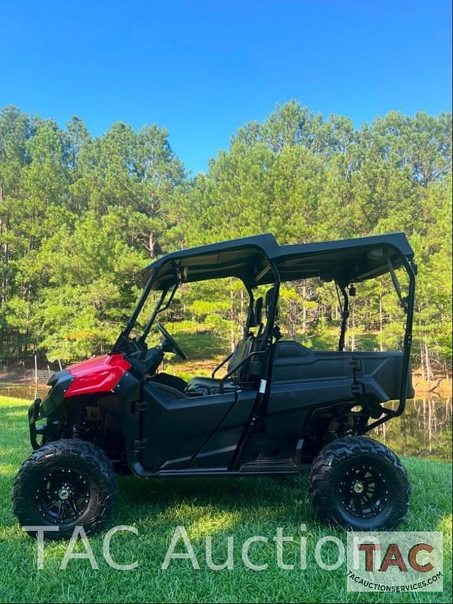 Image of Honda Pioneer 700 equipment image 1