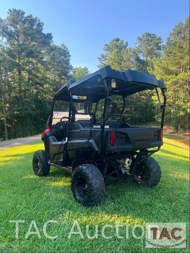 Image of Honda Pioneer 700 equipment image 2