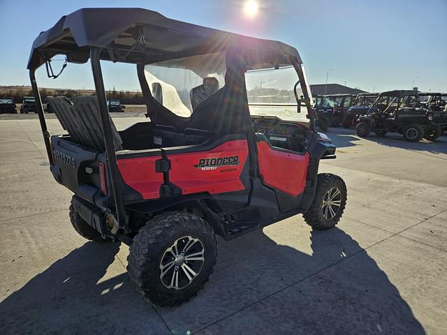 Image of Honda Pioneer equipment image 2