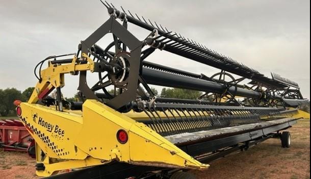 2016 Honey Bee AF240 Equipment Image0