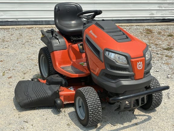 2016 Husqvarna LGT2654 Equipment Image0