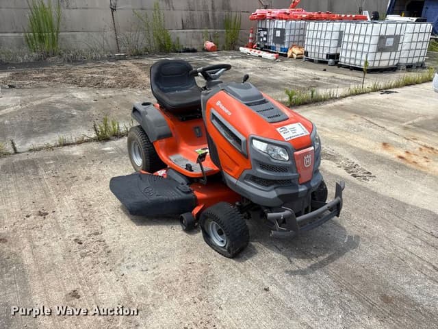 Image of Husqvarna YT46LS equipment image 2