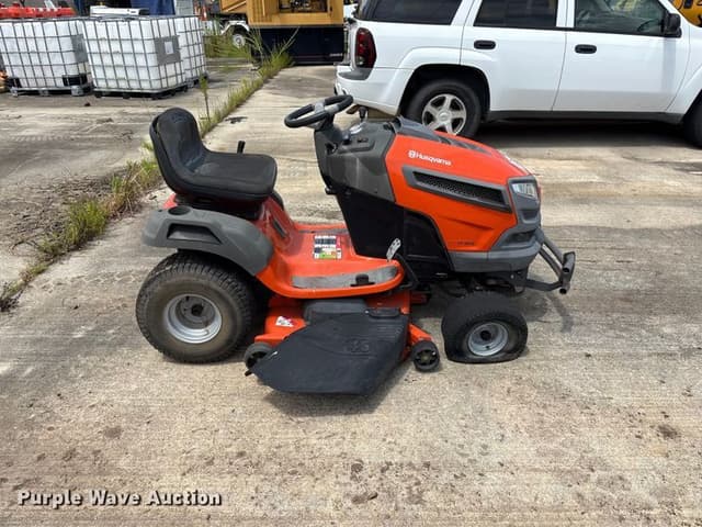Image of Husqvarna YT46LS equipment image 3
