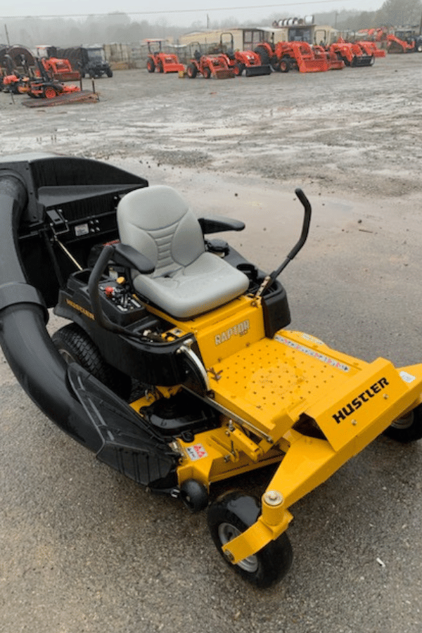 2016 Hustler Raptor Equipment Image0