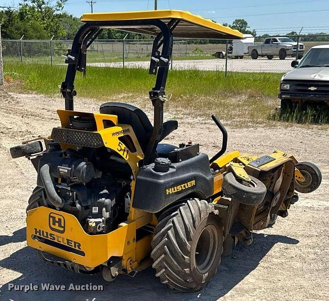 Image of Hustler Super 104 equipment image 4