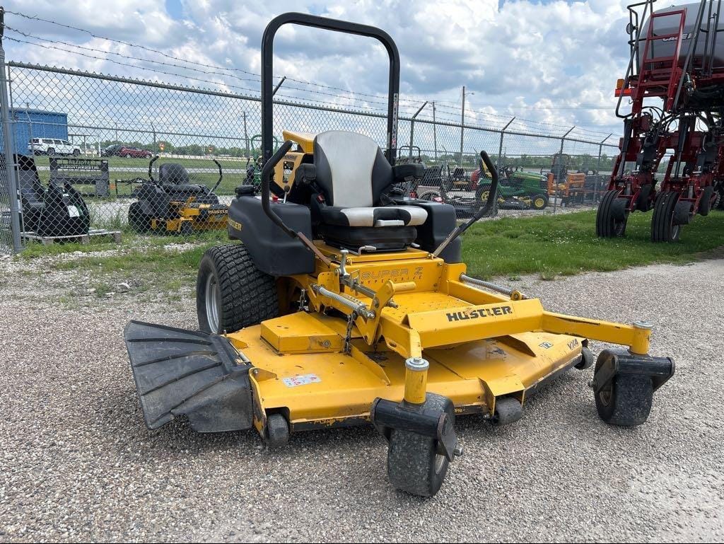 2016 Hustler Super Z HyperDrive Equipment Image0