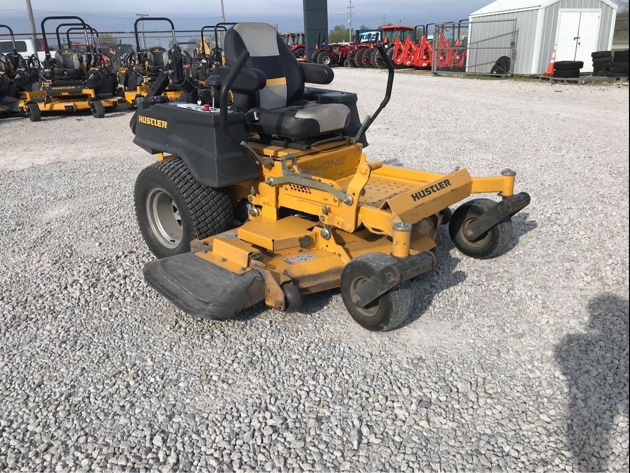 2016 Hustler X-ONE Equipment Image0