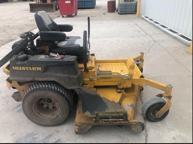 2016 Hustler X-ONE Equipment Image0