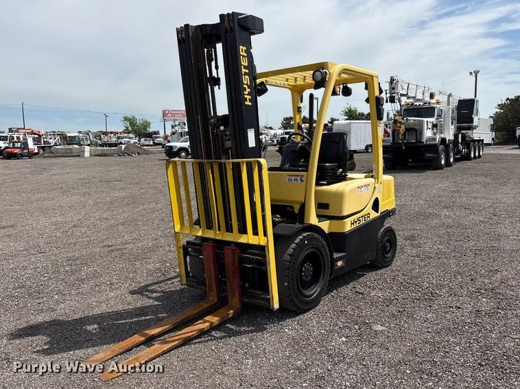 2016 Hyster H50FT Equipment Image0