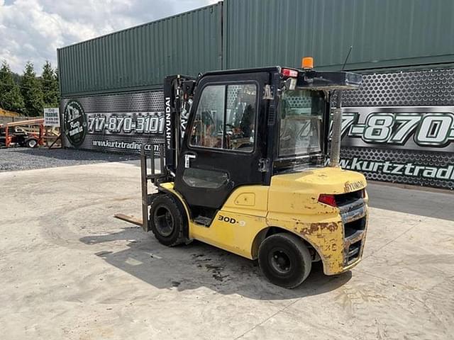 Image of Hyundai 30D-9 equipment image 1