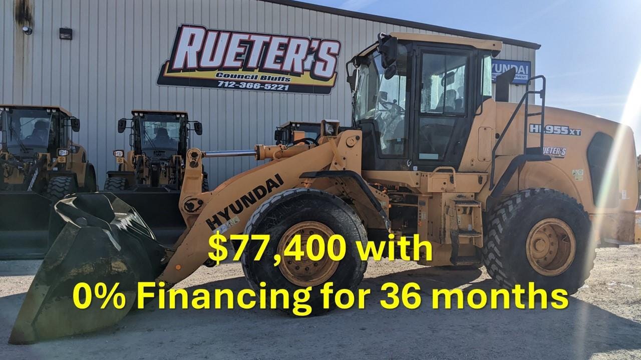 2016 Hyundai HL955XT Equipment Image0