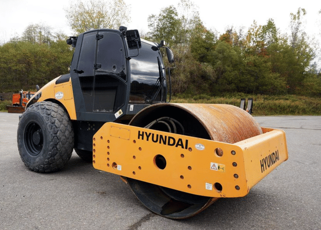 Image of Hyundai HR110C-9 equipment image 2