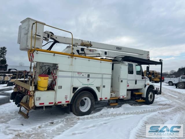 Image of International 4400 equipment image 3