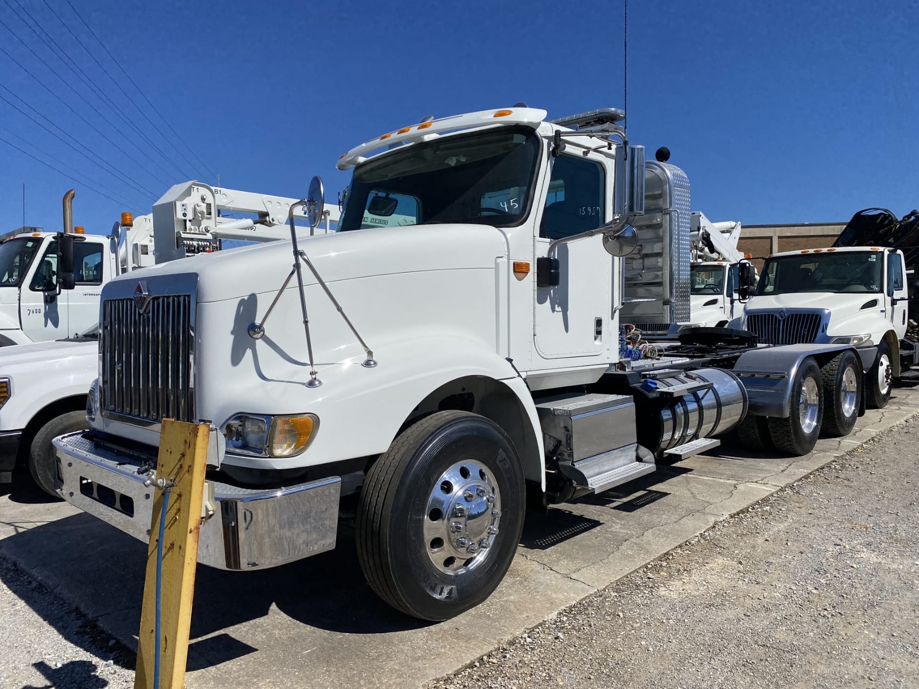 2016 International 5900i Equipment Image0