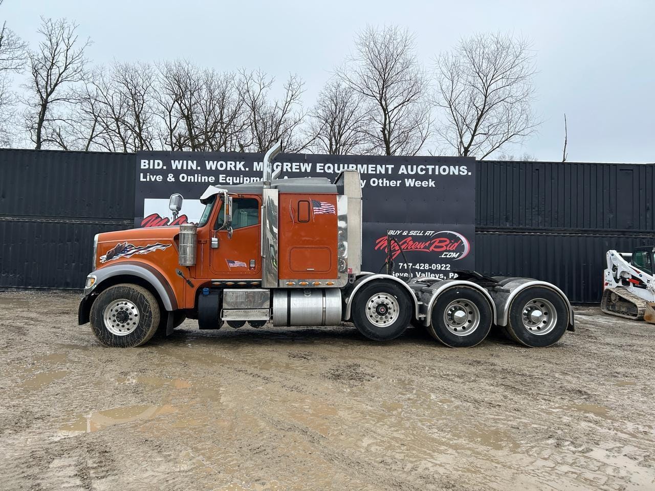 2016 International 9900 Equipment Image0