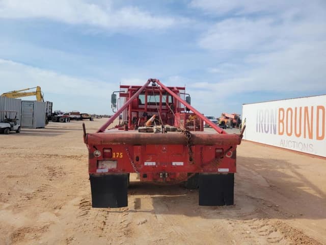 Image of International Durastar 4300 equipment image 3