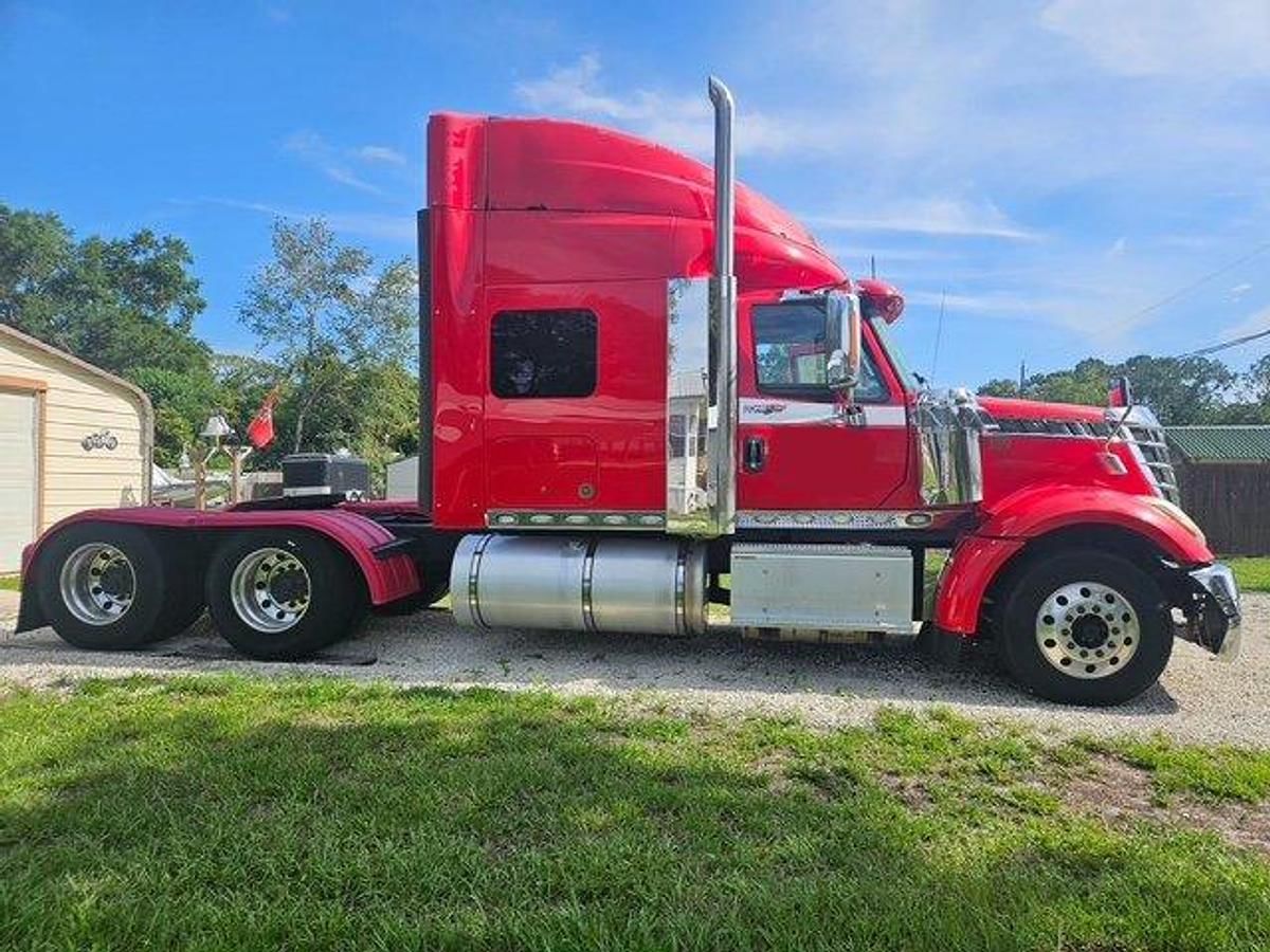 2016 International Lonestar Equipment Image0