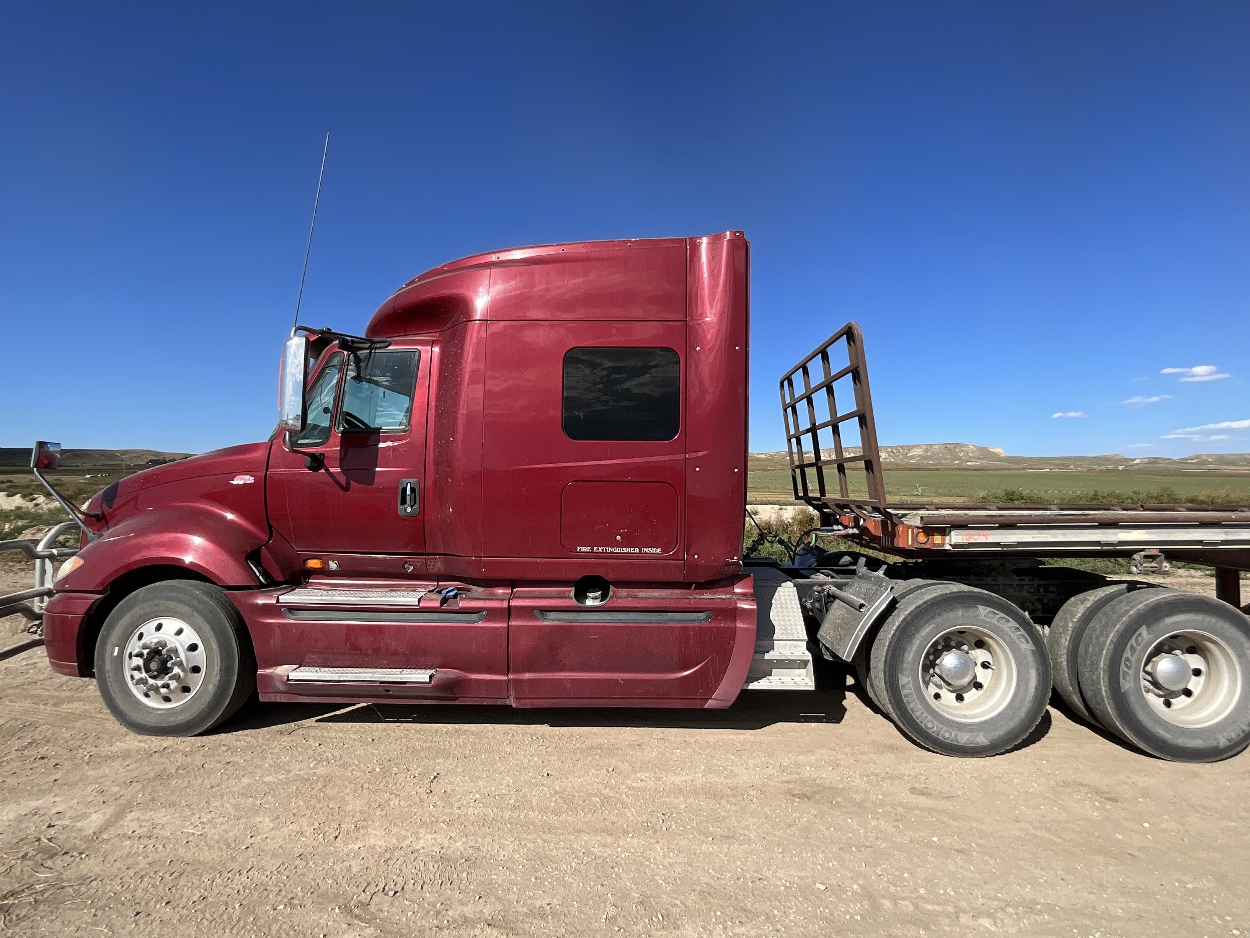 2016 International LT Equipment Image0