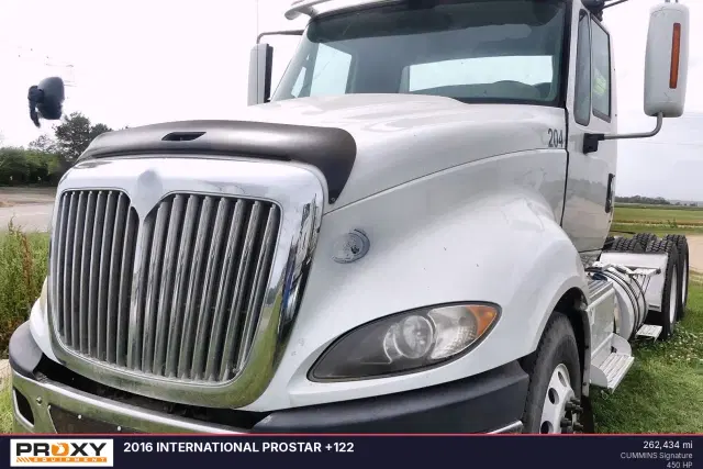Image of International ProStar Plus 122 equipment image 1