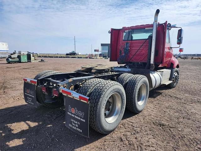 Image of International ProStar 122 equipment image 3