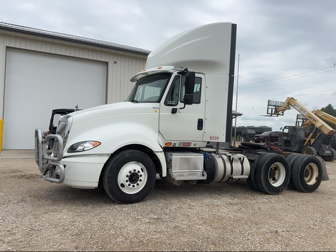 Image of International ProStar Primary image