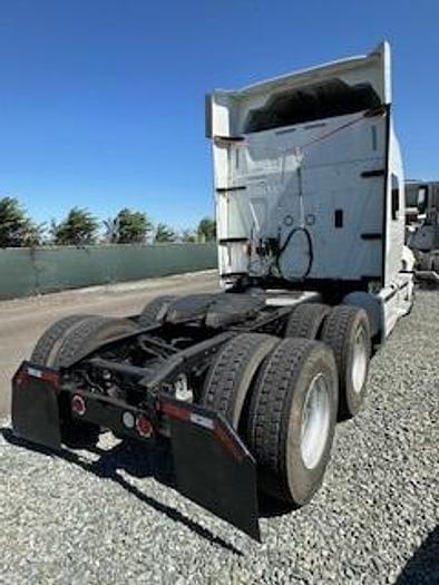 Image of International ProStar equipment image 4