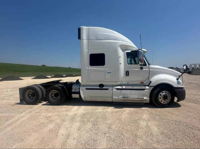 Image of International ProStar equipment image 3