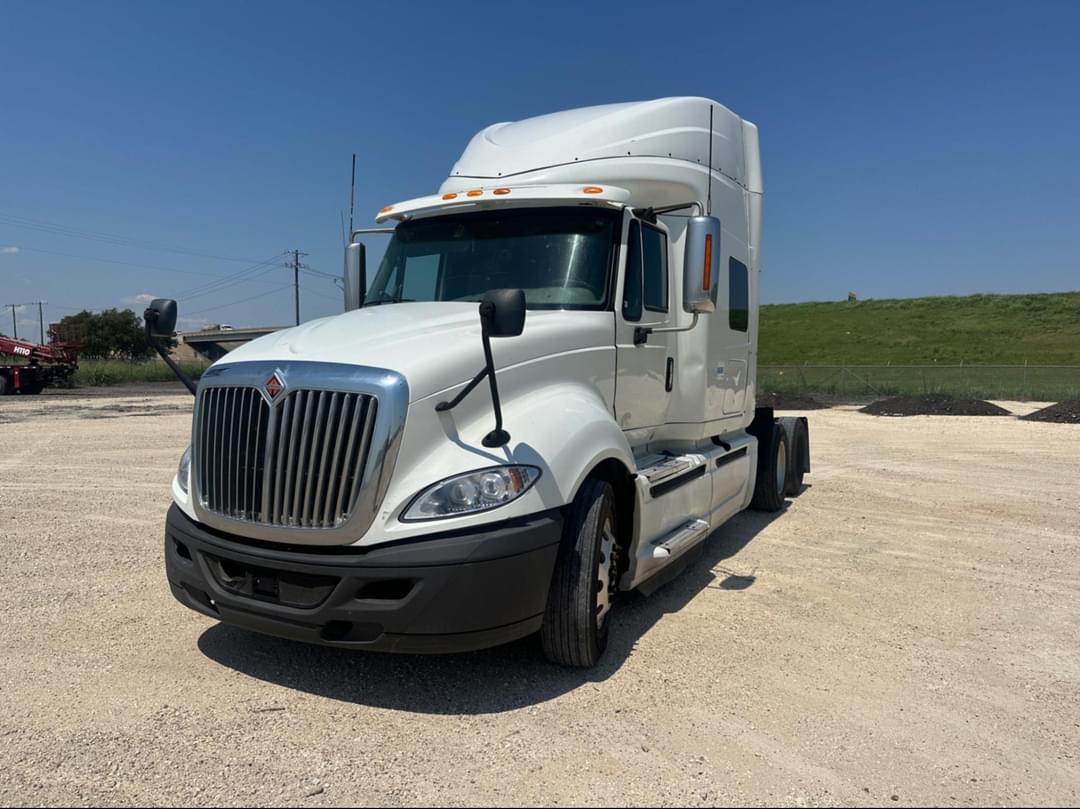 Image of International ProStar Primary image