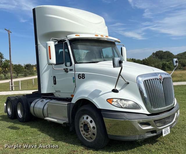 Image of International ProStar equipment image 2