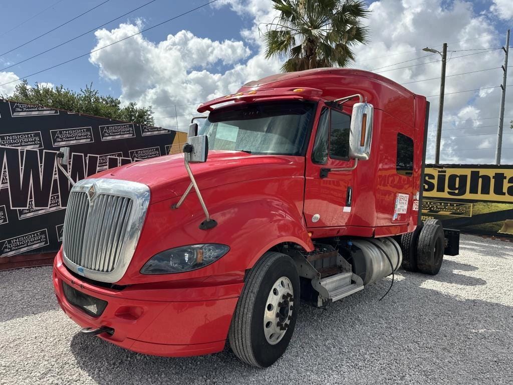2016 International ProStar Equipment Image0