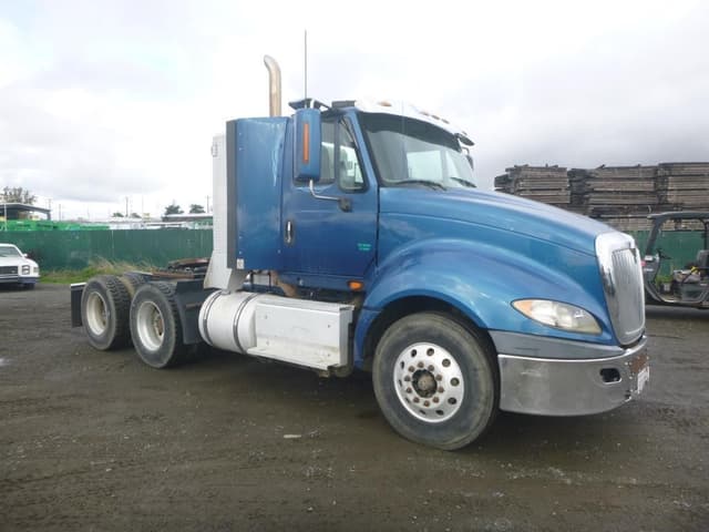 Image of International ProStar Plus 122 equipment image 1