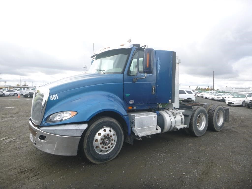 Image of International ProStar Plus 122 Primary image