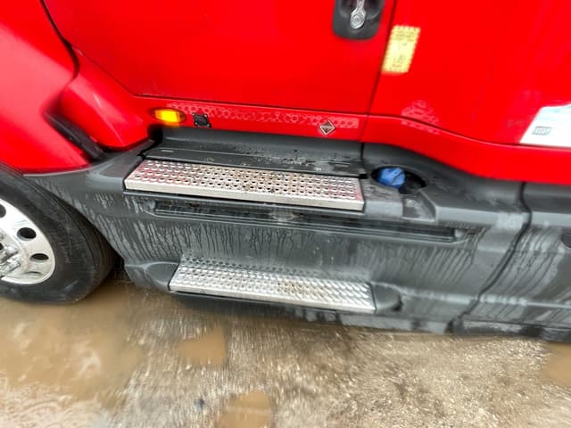 Image of International ProStar equipment image 4