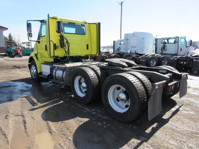 Image of International  Transtar 8600 equipment image 2