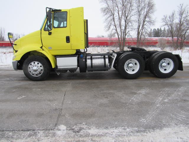 Image of International  Transtar 8600 equipment image 4