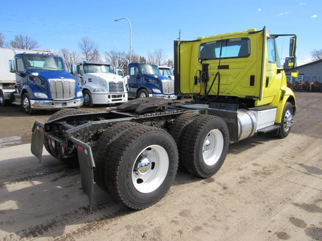 Image of International  Transtar 8600 equipment image 2