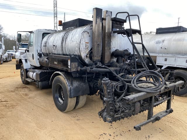 Image of International Workstar 7300 equipment image 1