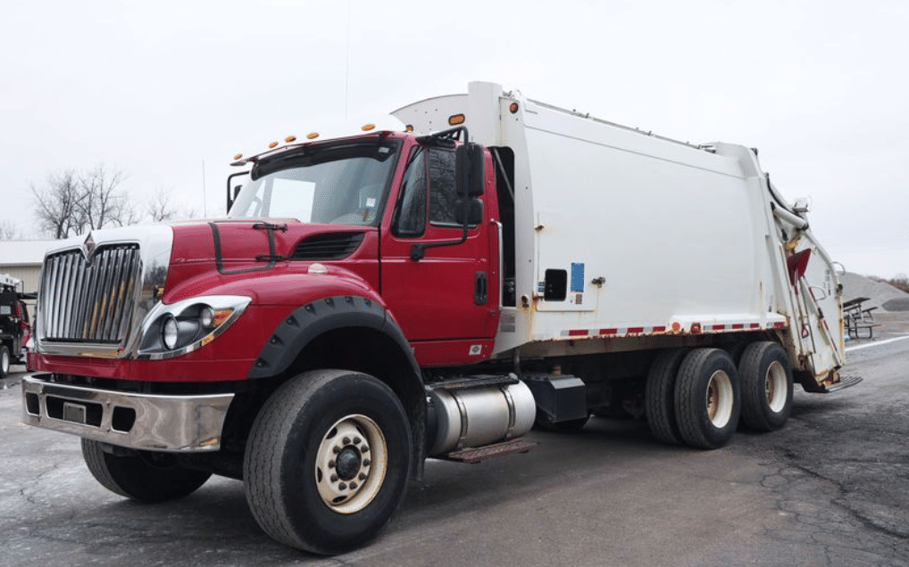 2016 International WorkStar 7600 Equipment Image0