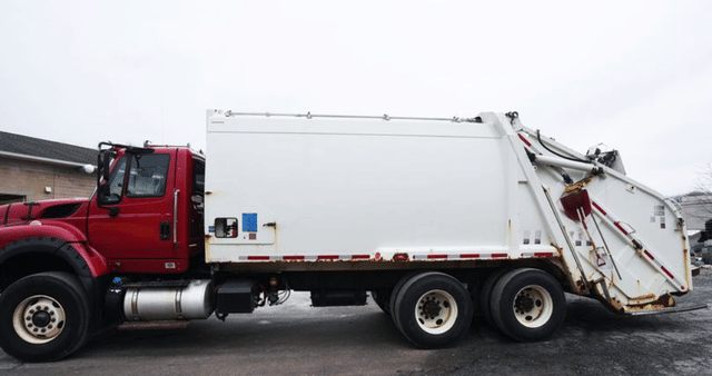 Image of International WorkStar 7600 equipment image 1