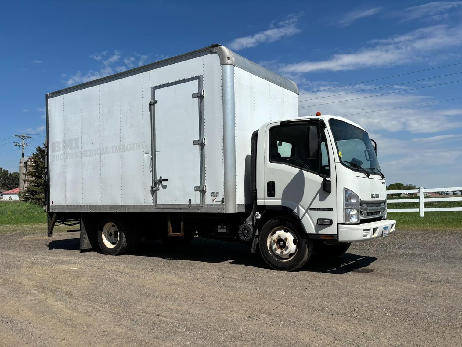2016 Isuzu NPR-HD Equipment Image0