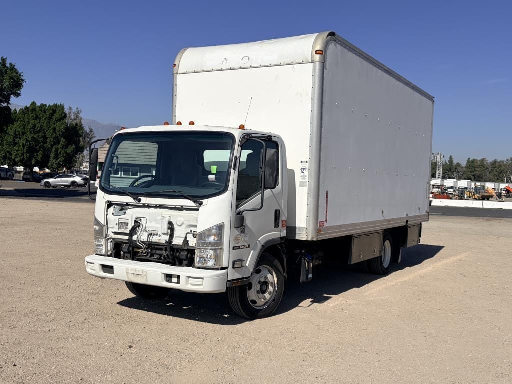 2016 Isuzu NRR Equipment Image0